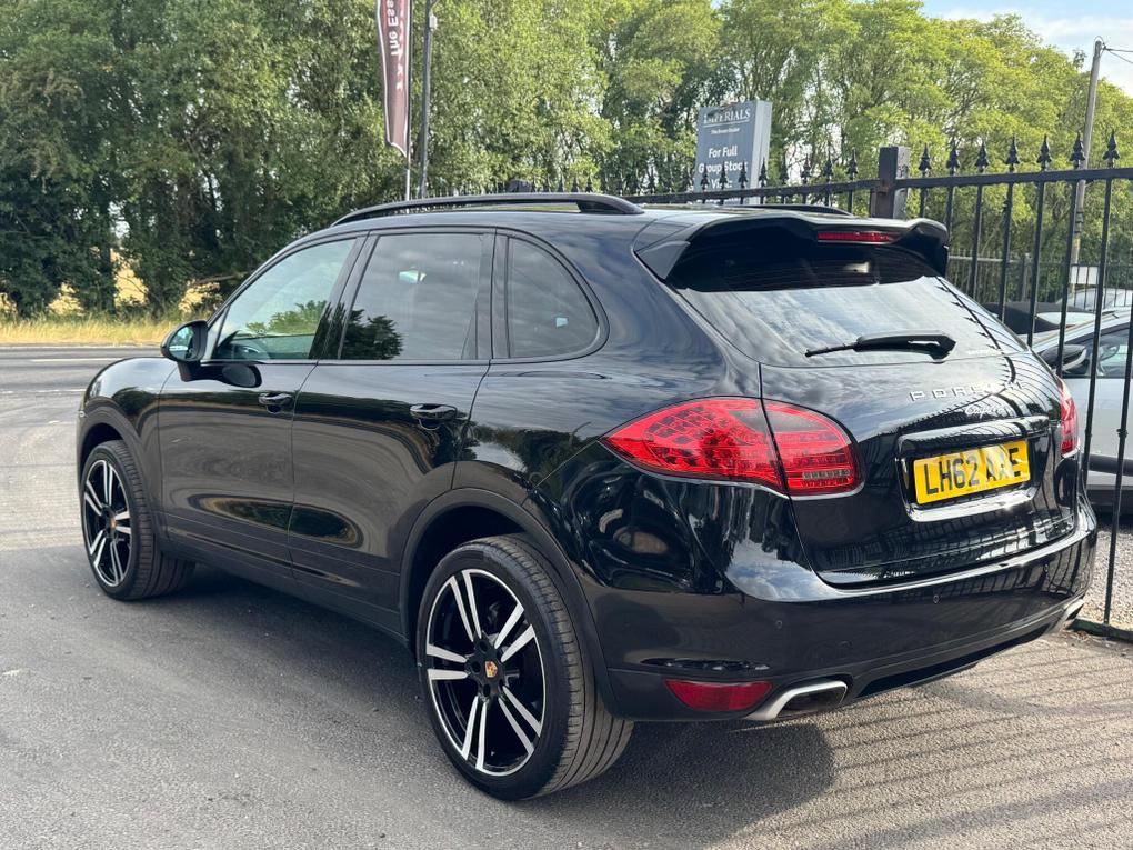 Used Porsche Cayenne LH62AAE 6