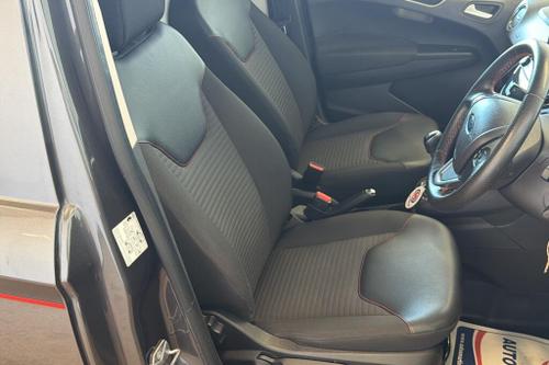 Ford TRANSIT COURIER Photo at-352cb5aeb89d429c8a72bc3de324e5ab.jpg