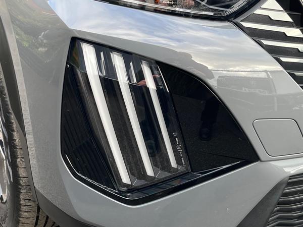 Used Peugeot 2008 BJ73UPP 27