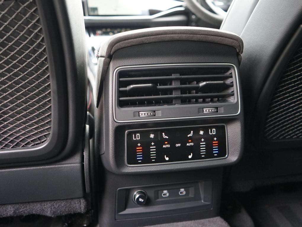 Used Audi RSQ8 DA22ULB 18