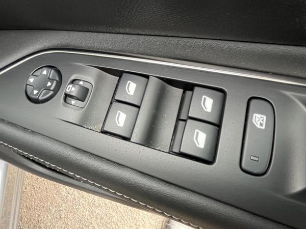 Used Peugeot 3008 BD70ZWG 7
