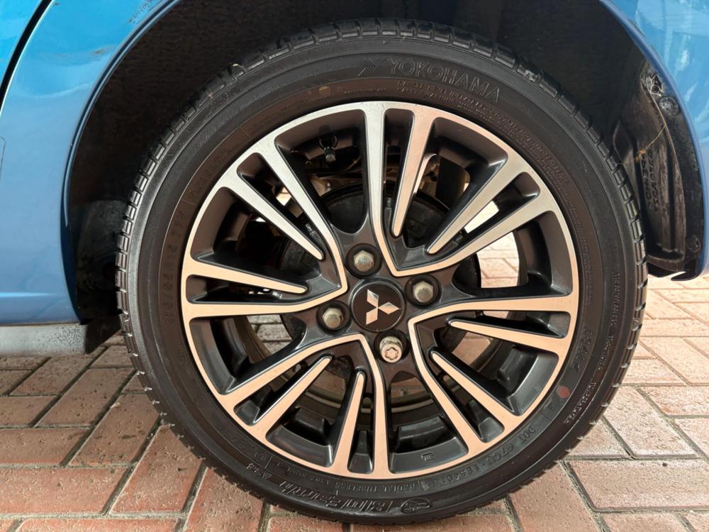 Used Mitsubishi Mirage Y26HEW 9