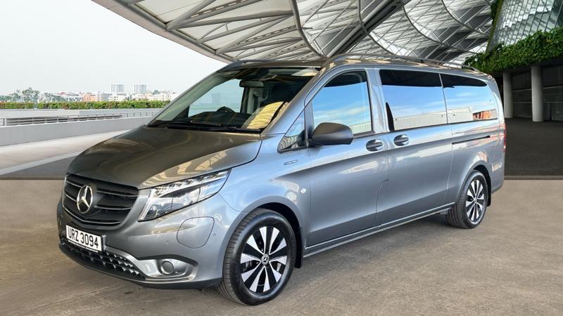 Used 2022 Mercedes-Benz eVITO TOURER PREMIUM L3 £49,995 13,500