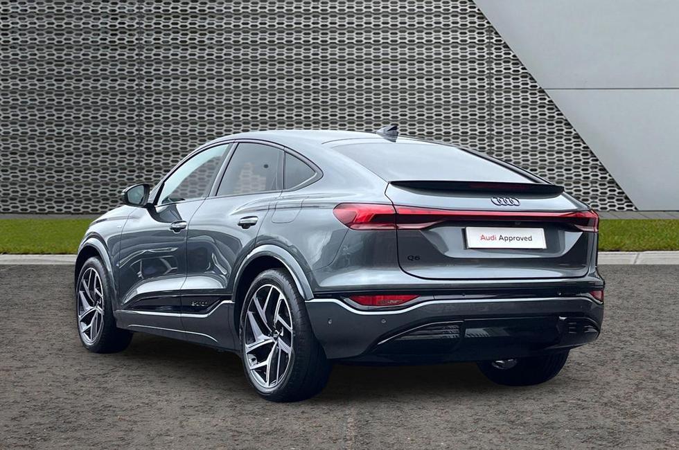 Audi Q6 Photo at-3681c5c78c4b495d987c26df59df1ad6.jpg