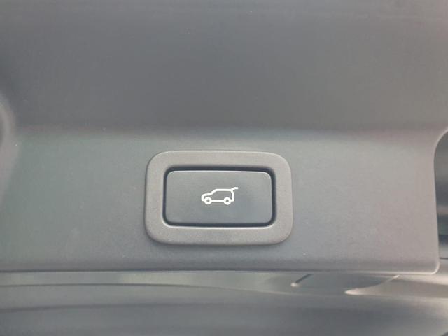 Used Jaguar F-PACE YA69ZDF 33