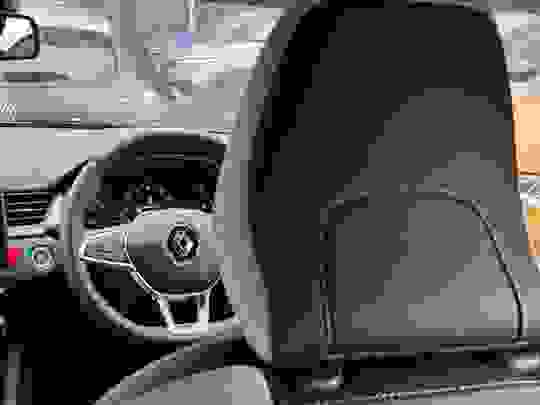Renault Captur Photo at-36bdde432cfb462599810df38ec394a2.jpg