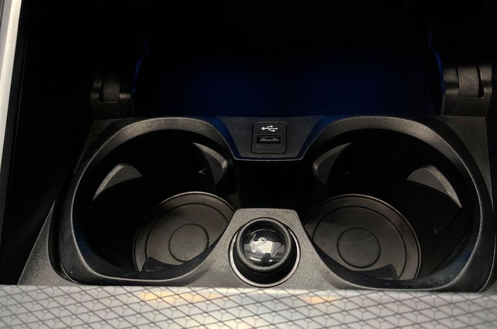 BMW 3 Series Photo at-36d72ac64cce480bbc796e8610f55535.jpg