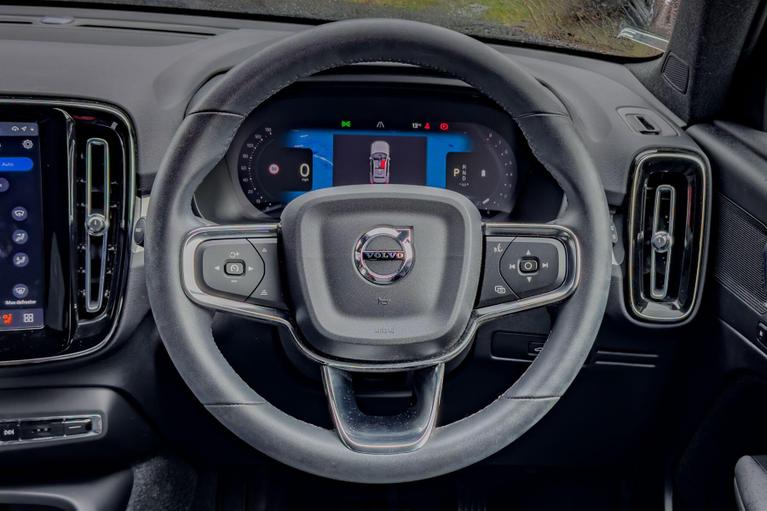 Used Volvo XC40 OE72HKK 20
