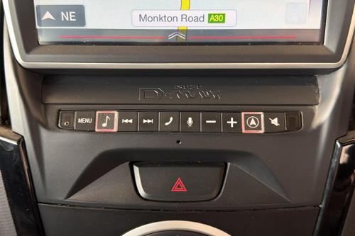 Isuzu D-MAX Photo at-36ebd7141f634246b5a14fedd402b133.jpg