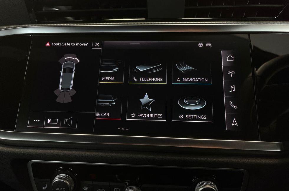 Audi Q3 Photo at-36f2e9409fb243c7843394ad155e1697.jpg
