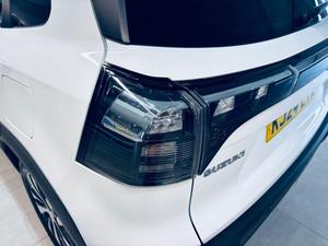 Suzuki S-Cross Photo 17