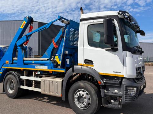 Mercedes-Benz Arocs Photo at-3710a969eb1143579ed72d6b9902af8d.jpg
