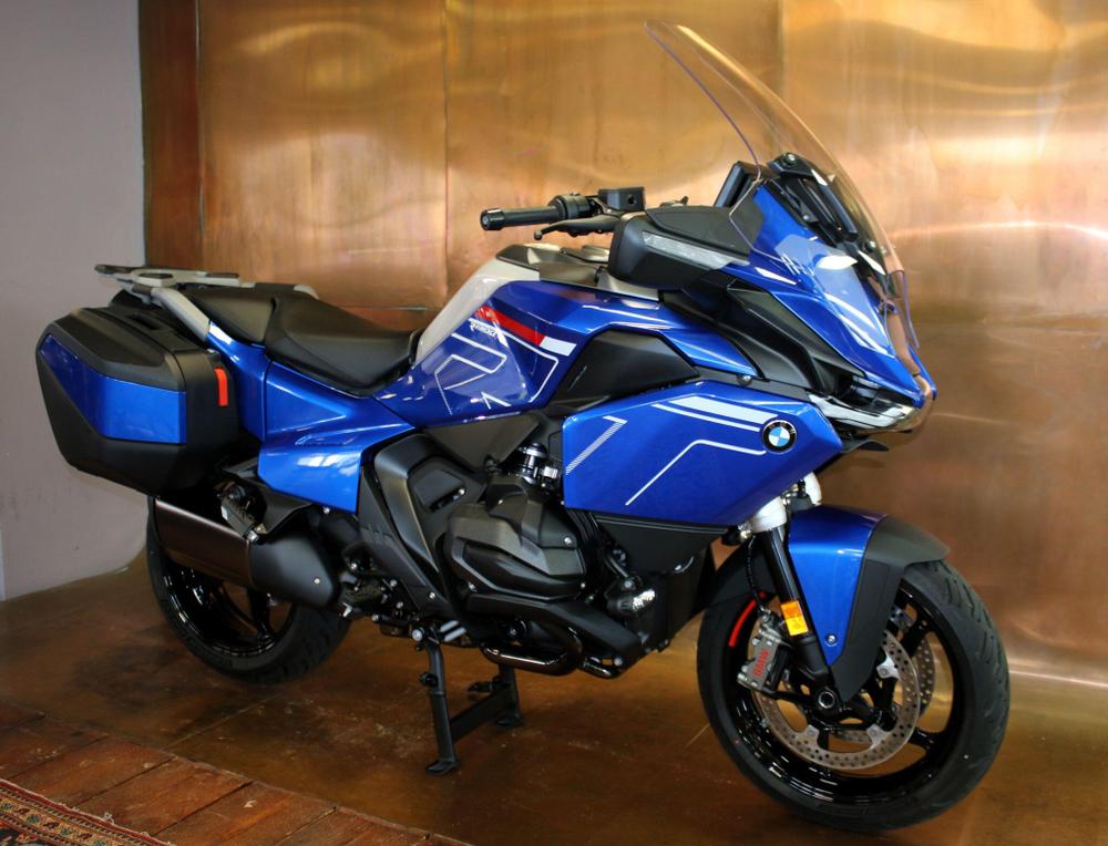 BMW R 1300 RT Photo at-37336224ac444060bf7674ef04d8b6e3.jpg