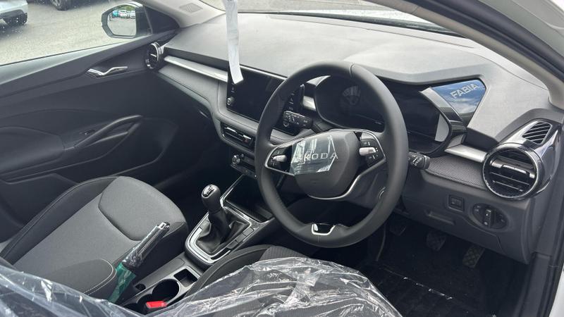 Skoda Fabia Photo at-374086830fb44b5ea96ab3867d76ffcd.jpg