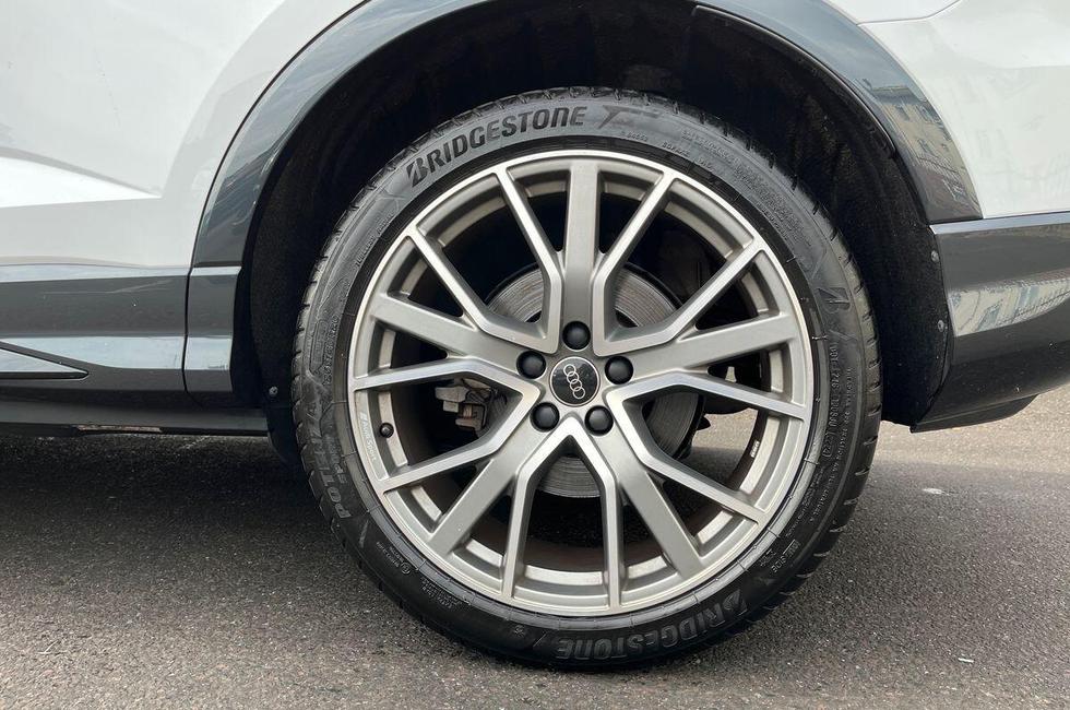 Audi Q3 Photo at-374b07ea3ea14662a61cb7c77d99da13.jpg