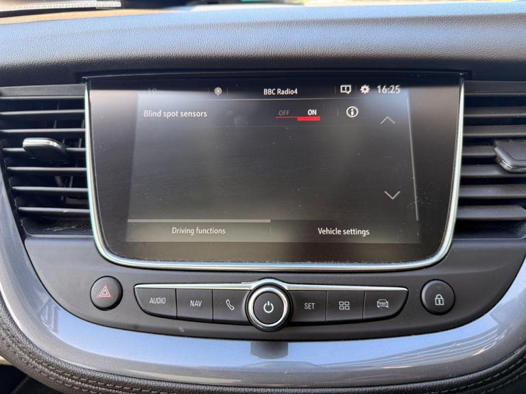 Used Vauxhall Grandland X BN20HZF 25