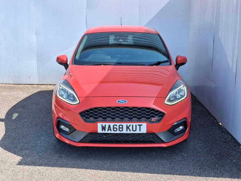 Ford Fiesta Photo at-377402a475f64cc9847503d1bd168293.jpg
