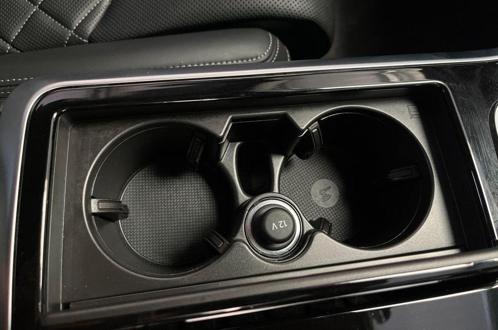 Audi Q8 Photo at-37968346abd34138b4541d7a6f6aa7e6.jpg