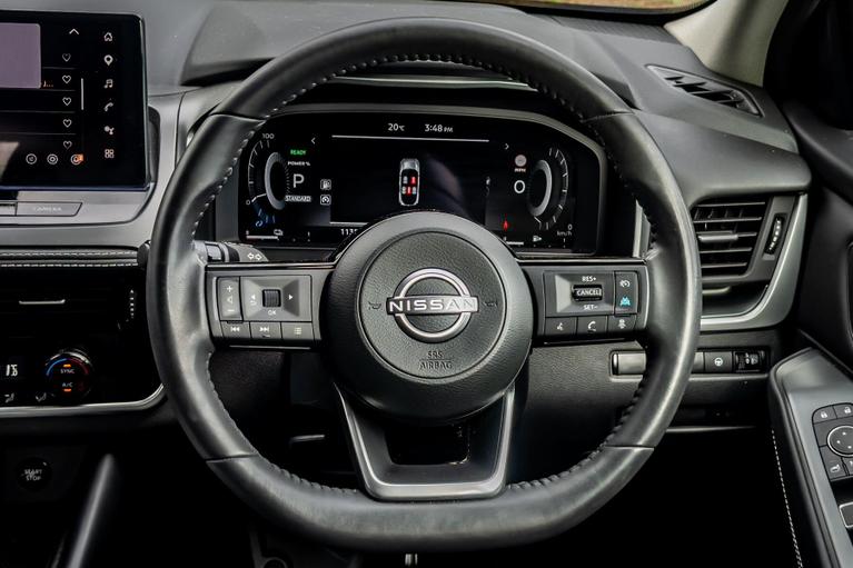 Used Nissan Qashqai OE75JFG 25