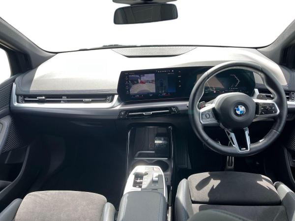 BMW 2 Series Active Tourer Photo at-37ba0db6de5d4efdb298f9194c092661.jpg