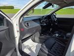Mercedes-Benz X Class Photo 15