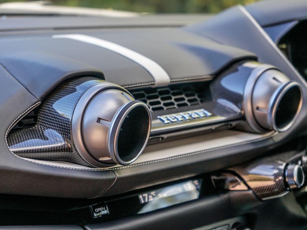 Used Ferrari 812 Superfast OO08SPB 17