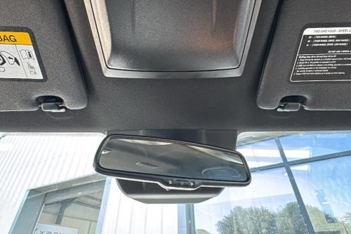 Isuzu D-MAX Photo at-37f3b9d7491b4e179acb50654b412cf2.jpg