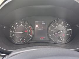 Suzuki S-Cross Photo 10