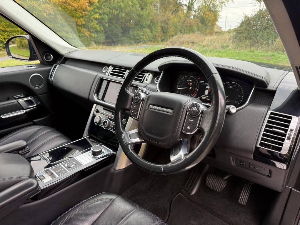 Used Land Rover Range Rover MM16HWH 17