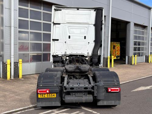 Mercedes-Benz Actros L Photo at-3851d9d8d9a240f6b97e65a91a40c7e9.jpg