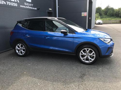 SEAT Arona Photo at-385a6edfdd0048e99549a5f2c9649b7a.jpg