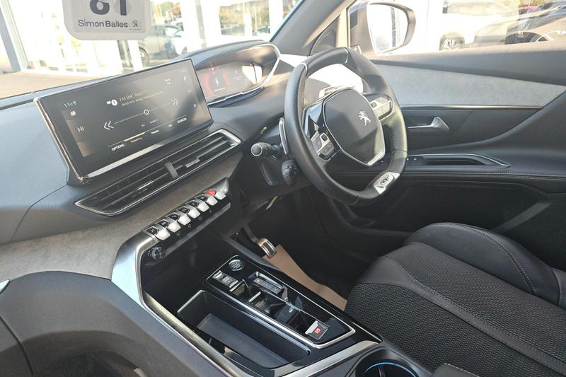 Used Peugeot 5008 KM74RJZ 4