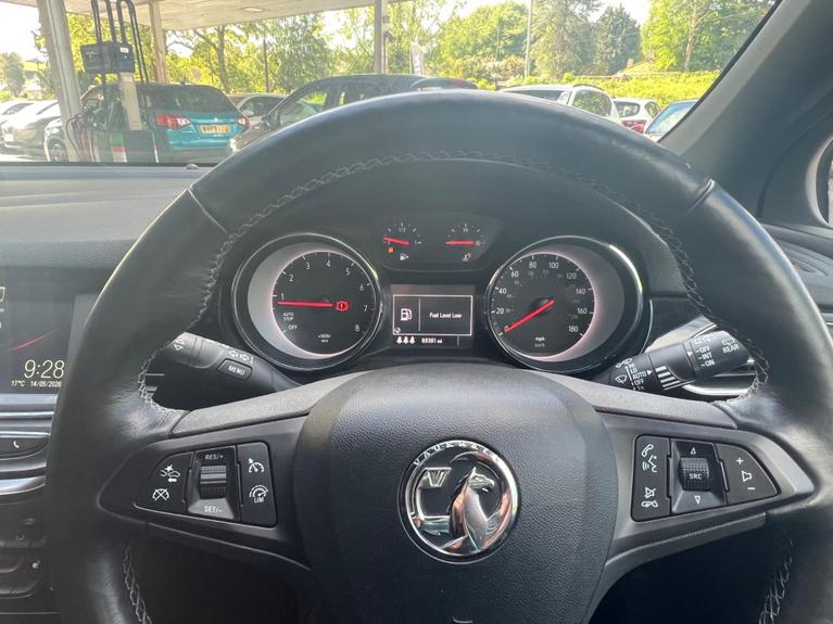 Used Vauxhall Astra BU67DKN 23