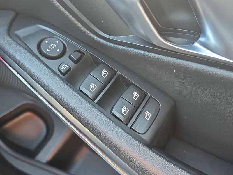 Used BMW 3 Series HT21YPN 26