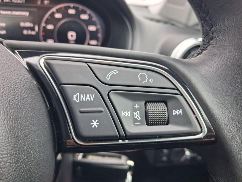 Audi Q2 Photo at-38b8d1ca06f44023b28ecb8ab8e6a118.jpg