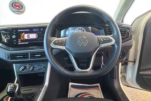Volkswagen TAIGO Photo at-38c2aa52aae341f3984b76e45b3ad8b6.jpg