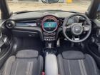 MINI Convertible Photo 7