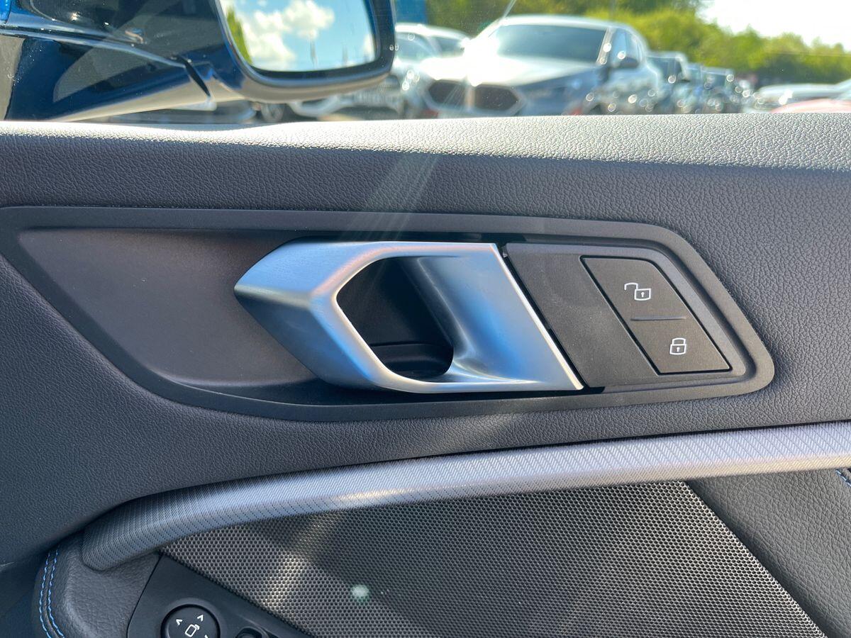 BMW 1 Series Photo 26