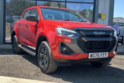 Used 2025 Isuzu D-MAX 1.9 TD V-Cross Pickup Double Cab 4dr Diesel Auto 4WD Euro 6 (s/s) (164 ps) VALENCIA ORANGE at Dack Vans