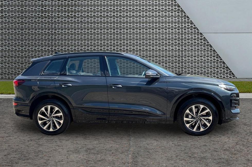 Audi Q6 Photo at-391e9ef7cb0c475b97ac7072e1557240.jpg
