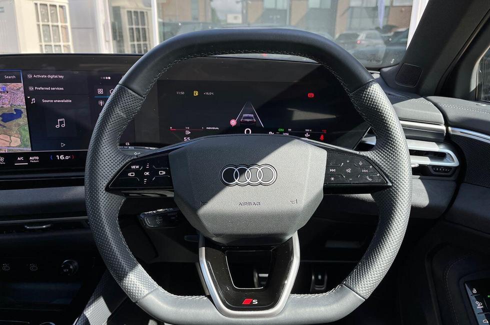 Audi A5 Photo at-3924dddb4bc44f8894d7a6077c9e6390.jpg