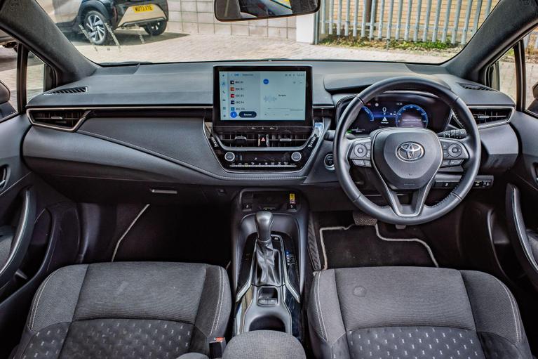 Used Toyota Corolla VU73WKJ 11