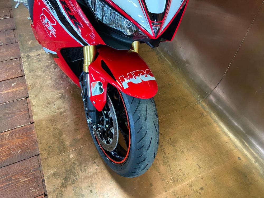 Honda CBR1000RR Fireblade Photo at-393c6191e1e44597b3be3c6ce455bc34.jpg