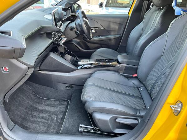 Used Peugeot E-208 DU23JXL 18
