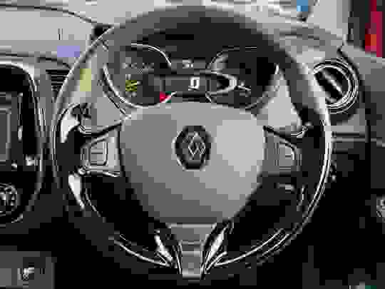 Renault Captur Photo at-397c8da1da914c44825140a5874e70af.jpg