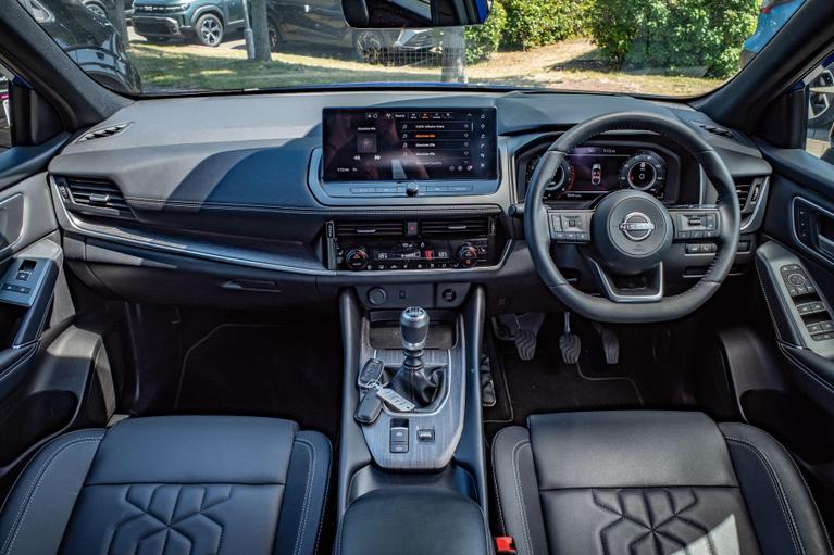 Used Nissan Qashqai OV75AVL 8