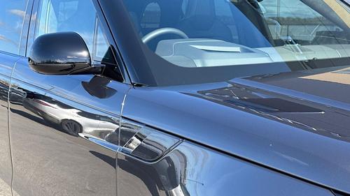 Land Rover Range Rover Sport Photo at-398e7d53ff6749dfa1905d72f50cae18.jpg