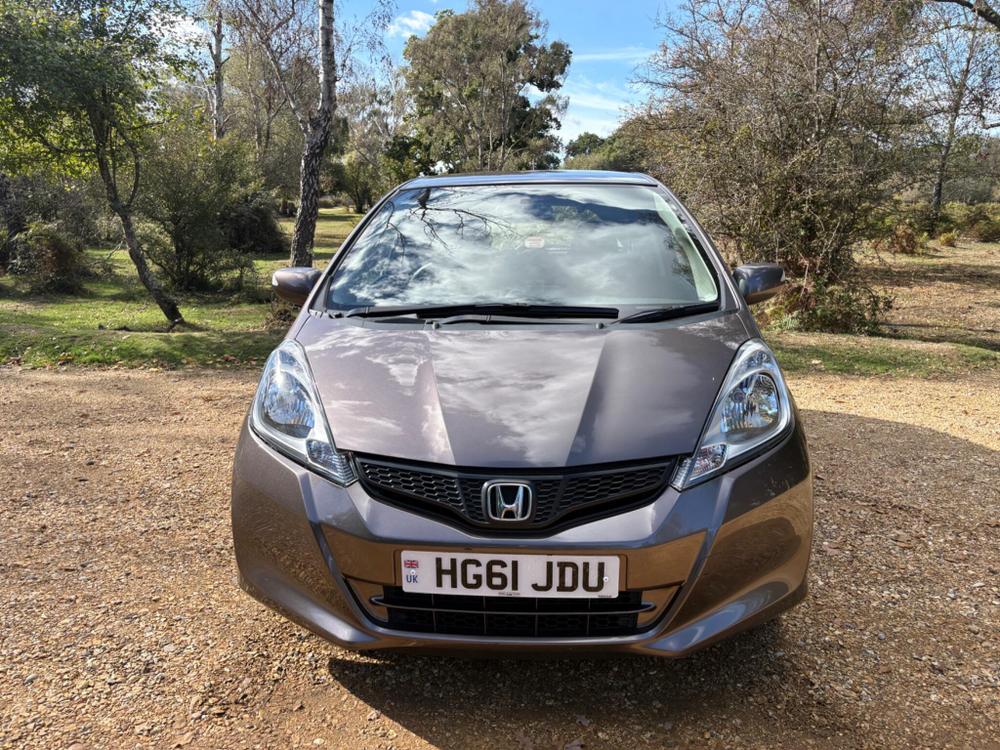 Honda Jazz Photo at-39a845f445014a589ca0369562aad8a5.jpg