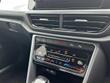 Volkswagen T-Roc Photo 12