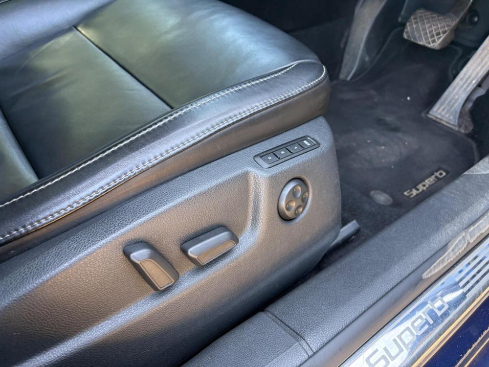 Skoda Superb Photo at-39dcb0f3899048259498ddb5e232c502.jpg